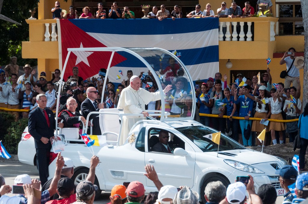 Recibimiento Papa Francisco Holguin 4