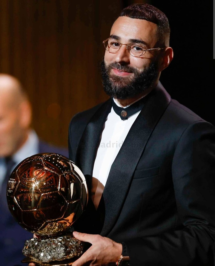 El francés Karin Benzema ganó el Balón de Oro 2022. El francés Karin Benzema ganó el Balón de Oro 2022.