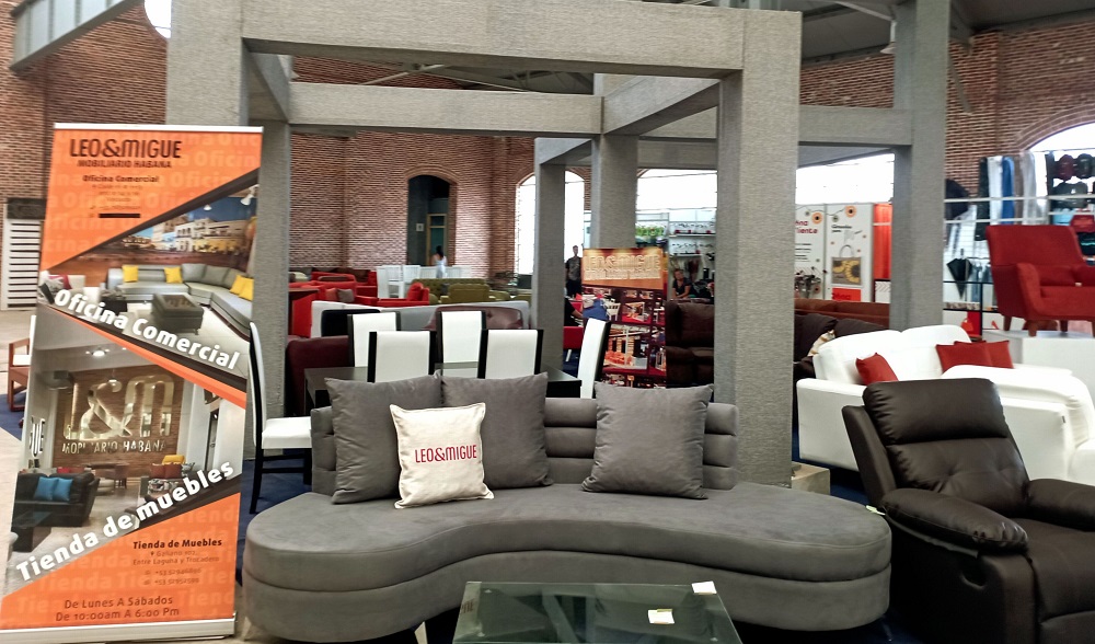Arte para mamá, muebles de los artesanos artistas Leo y Miguel Arte para mamá, muebles de los artesanos artistas Leo y Miguel