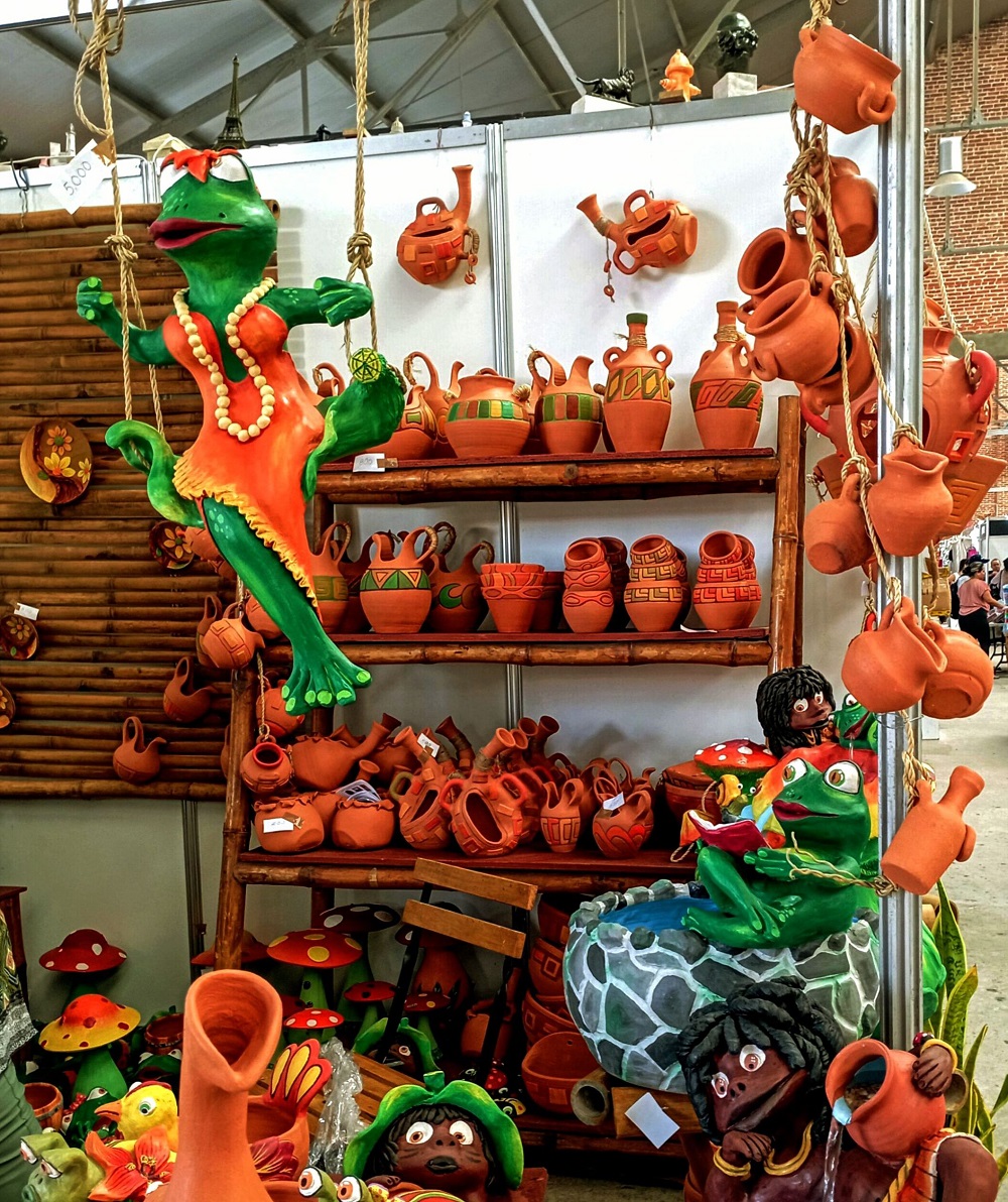 Arte para mamá, stand de la artesana Nilda Oria Arte para mamá, stand de la artesana Nilda Oria