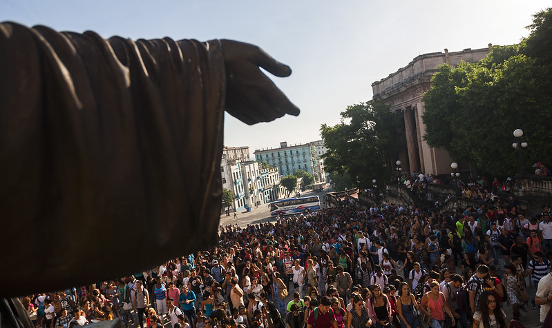 Estudiantes cubanos Estudiantes cubanos