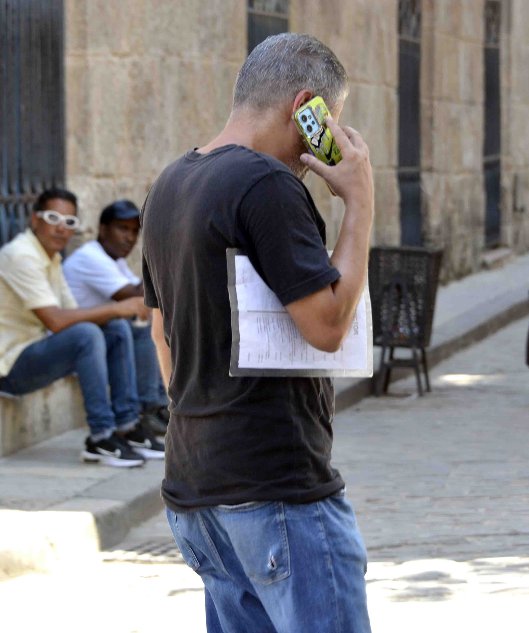 Uso del telefono movil Uso del telefono movil