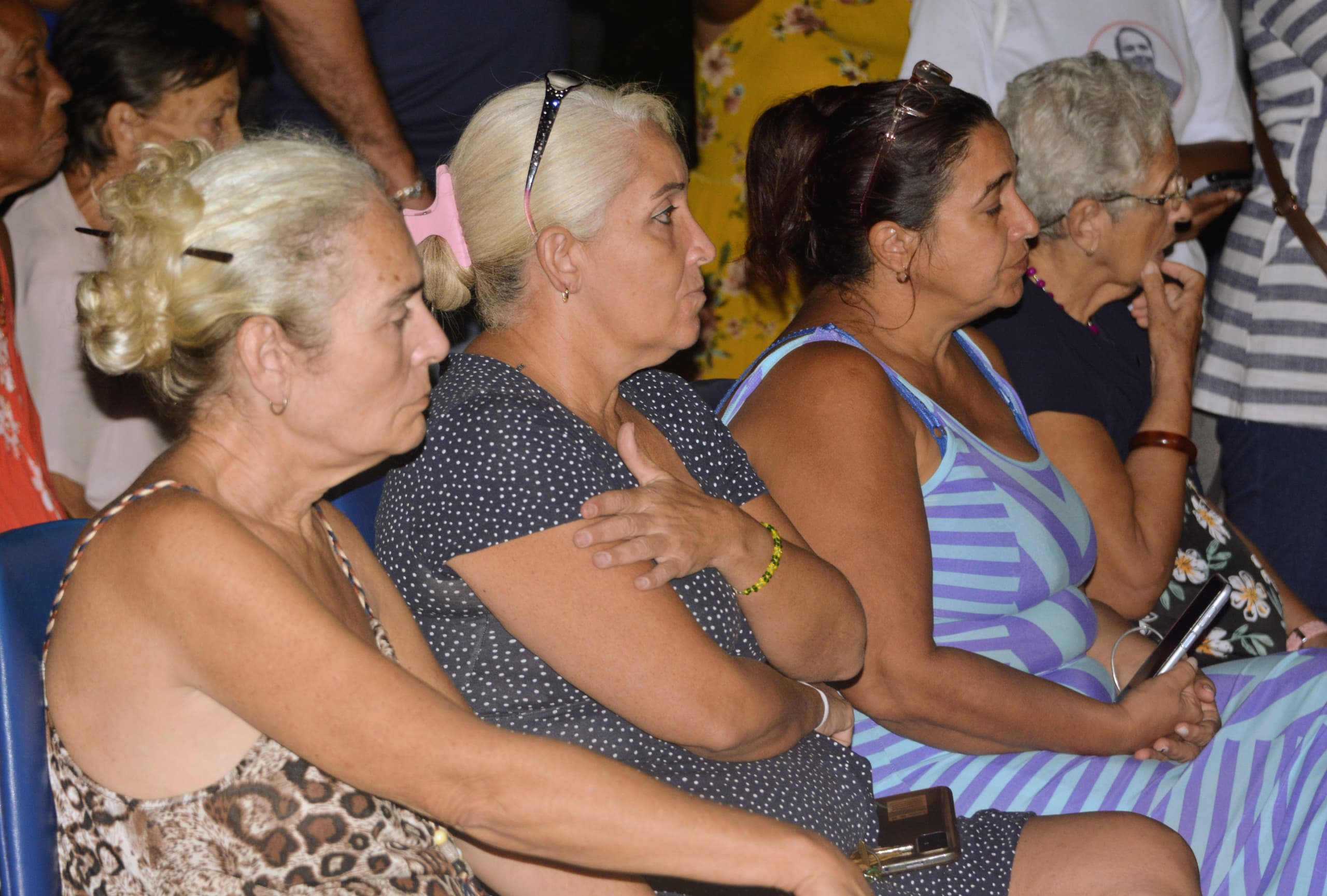 Un ejercicio de participación y democracia popular son las reuniones de rendición de cuentas del delegado ante los electores Un ejercicio de participación y democracia popular son las reuniones de rendición de cuentas del delegado ante los electores