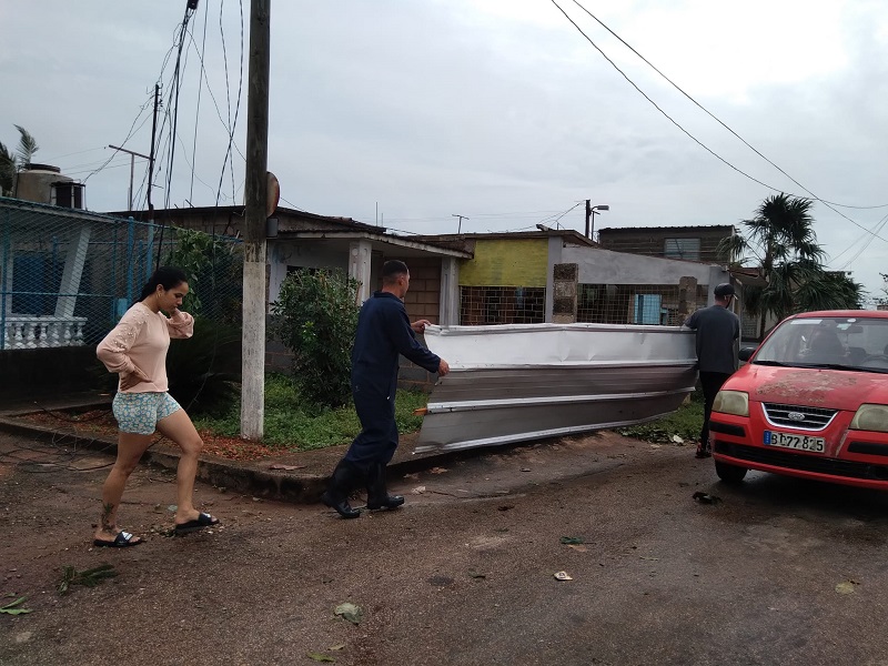 Los artemiseños amanecen este jueves calculando la magnitud de los daños y trabajando en la recuperación. (Fotos: Redes sociales) Los artemiseños amanecen este jueves calculando la magnitud de los daños y trabajando en la recuperación. (Fotos: Redes sociales)