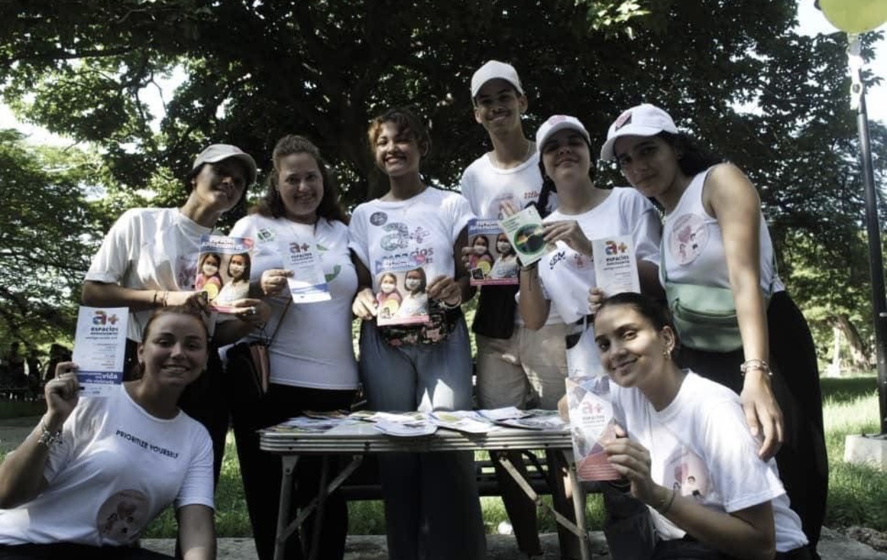 DONAmor: Un puente hacia la esperanza DONAmor: Un puente hacia la esperanza