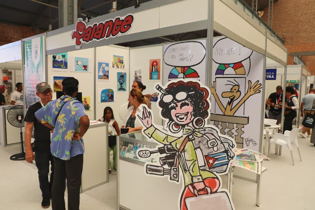 Stand de Palante en l Festival Internacional Granma Rebelde