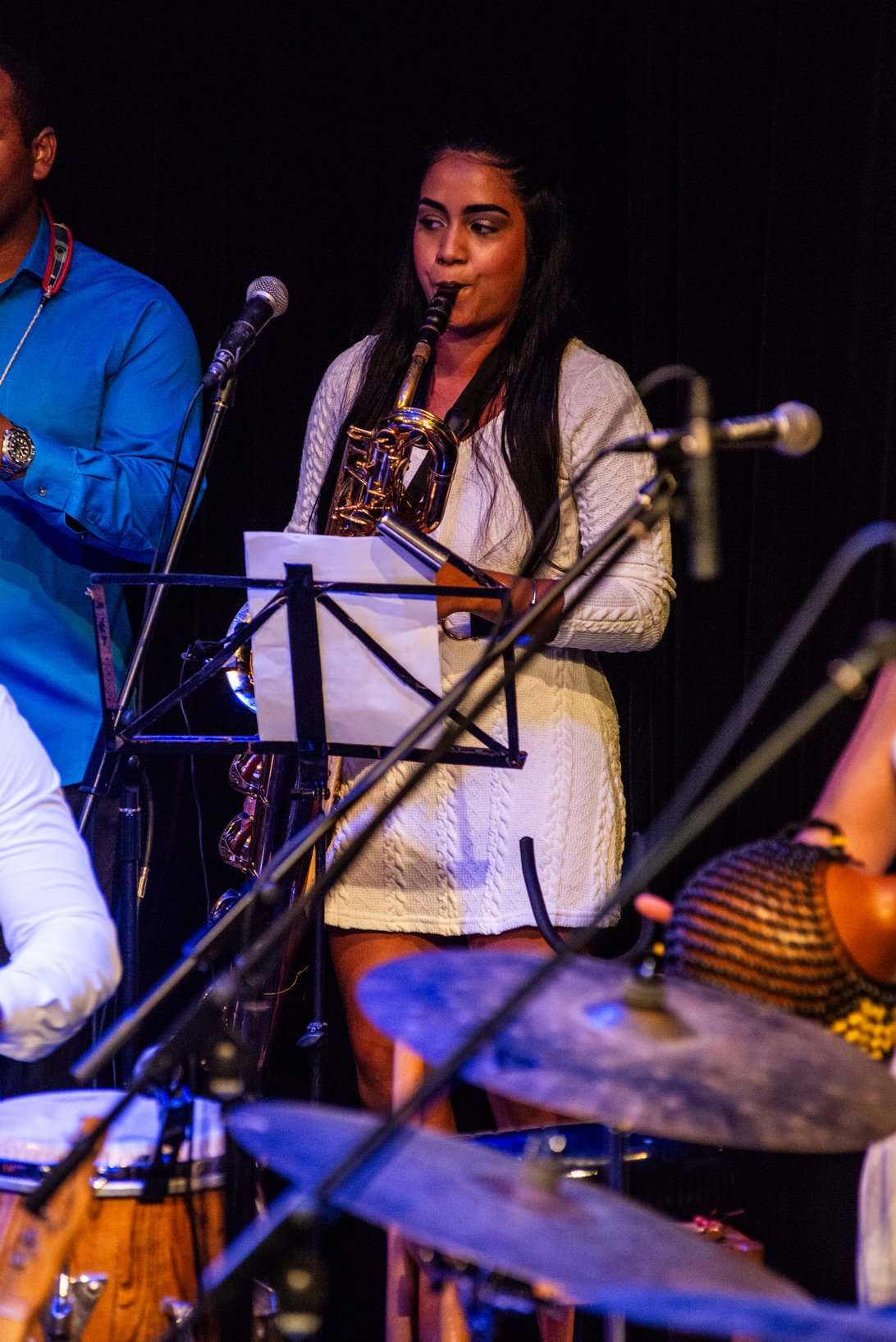 Olokun dio permiso a una quena y un piano.