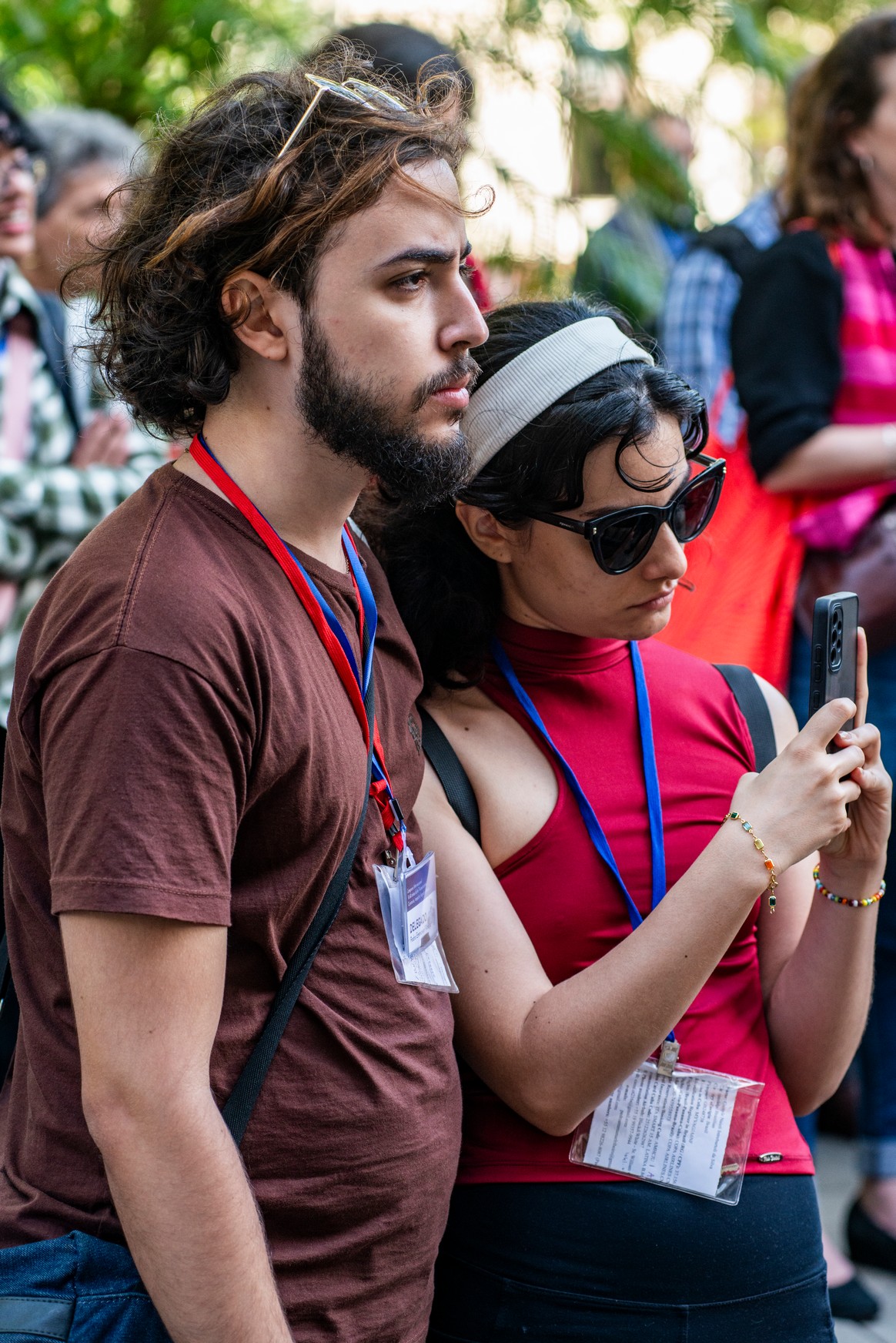 El Alma Mater extiende sus brazos esta vez para denunciar la barbarie