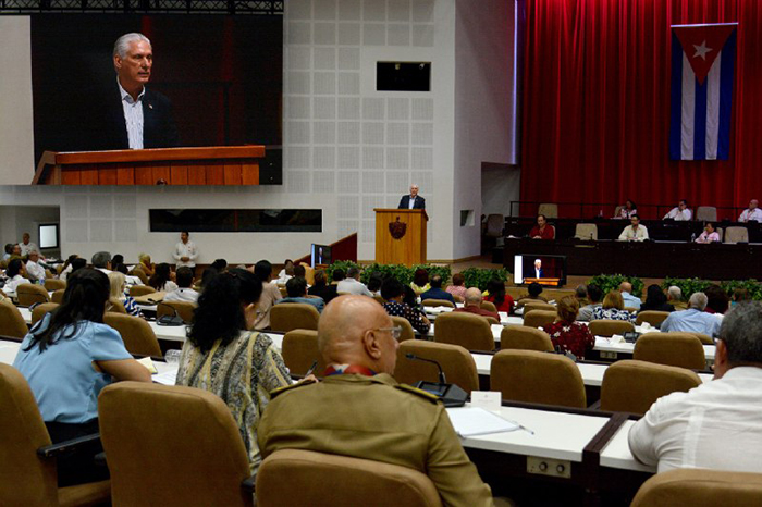 Presidente en la Séptimo Período Ordinario de Sesiones de la Asamblea Nacional del Poder Popular Presidente en la Séptimo Período Ordinario de Sesiones de la Asamblea Nacional del Poder Popular